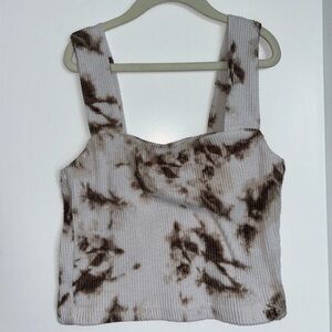Ultra Flirt. Size small. Brown tie-dye crop top.